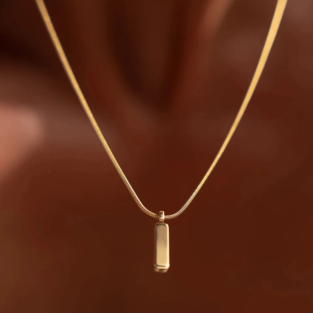 Stijlvolle Minimalistische Hanger Ketting voor Elke Gelegenheid